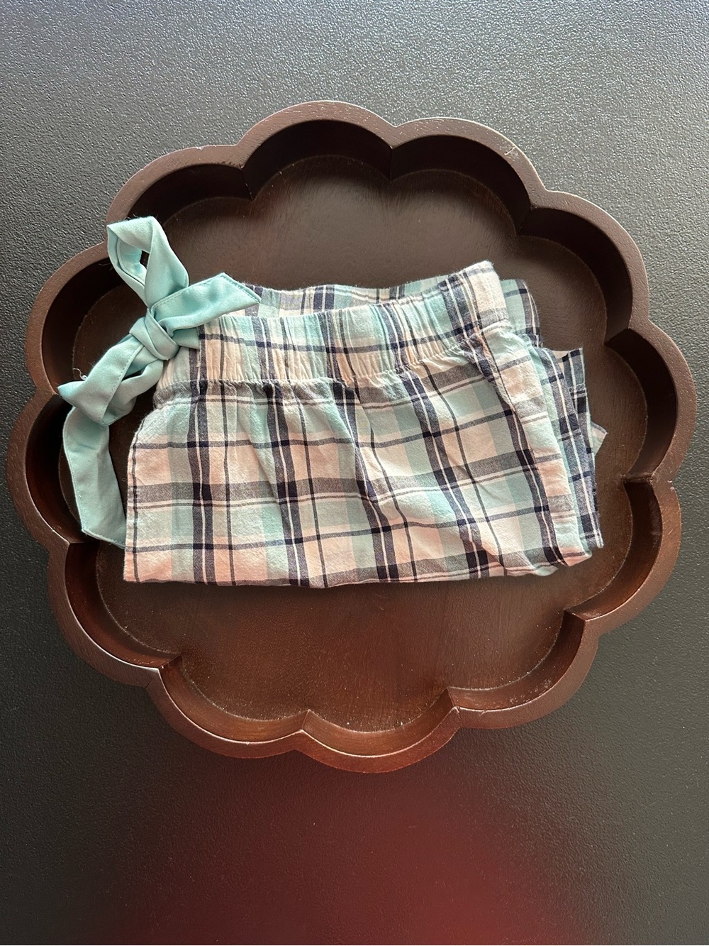 Women’s Old Navy Plaid Pajama Shorts with Bow Accent Size S